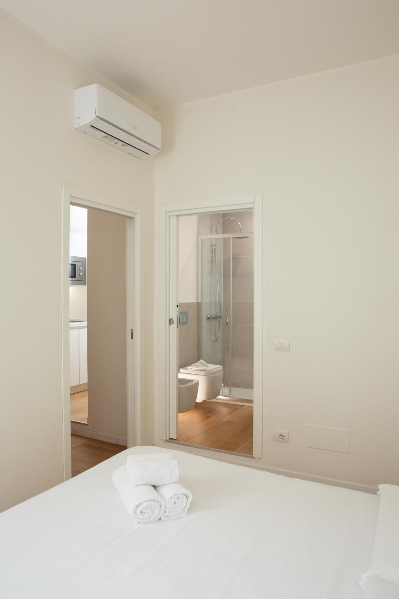 Klimt Central Station - Two Room Apartment Milan Exterior photo
